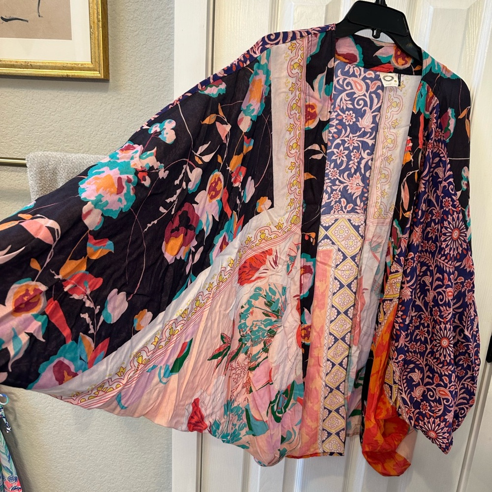 Elegant Floral Patchwork Cape